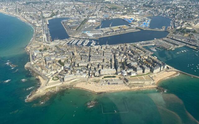 La Suite Saint-Malo Intra-Muros T3 (2-4pers)