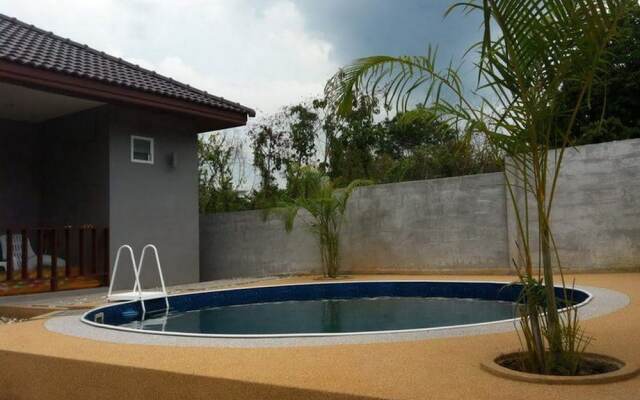Lanta Dream Garden Pool Villa