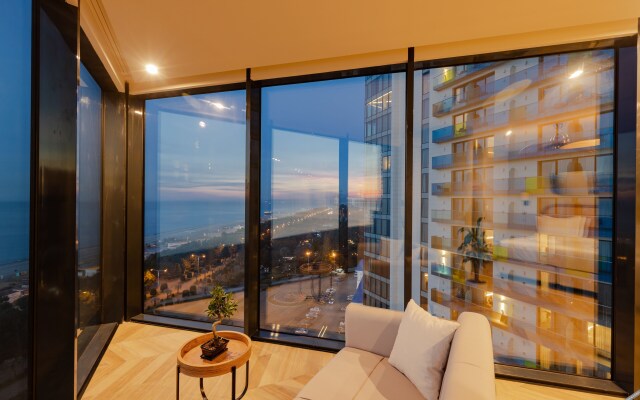 MiraMar Luxury Residences
