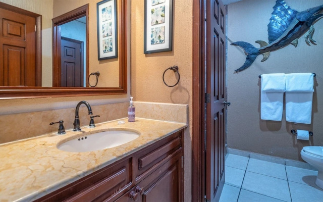 Sandy Feet Retreat Haven Oceanfront Condo