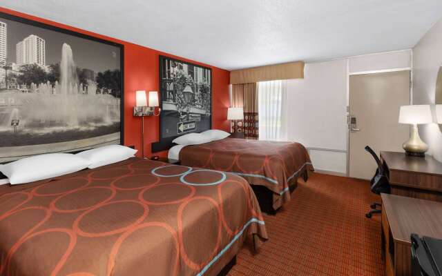 Super 8 by Wyndham Baton Rouge/I-10