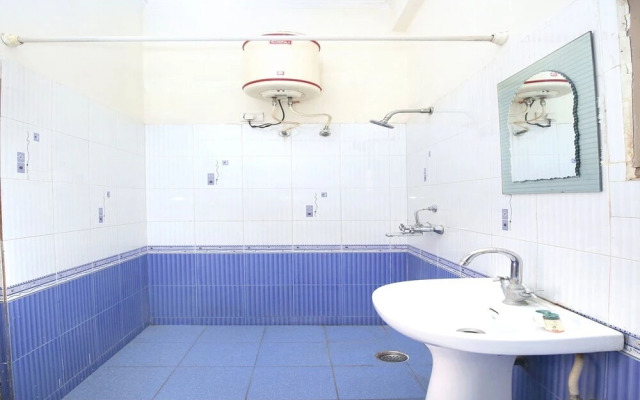 Comfort Inn by OYO Rooms