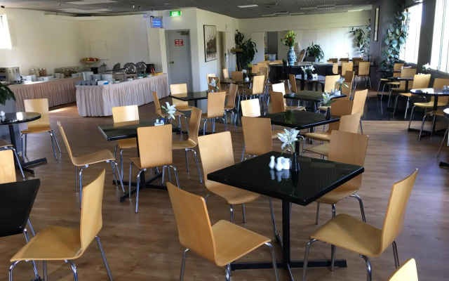 Devere Hotel