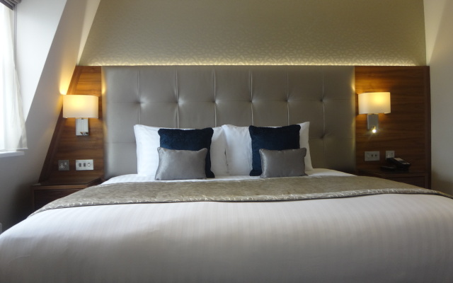 Norfolk Towers Paddington Hotel