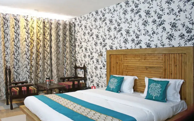 OYO Rooms Near Zero Bridge