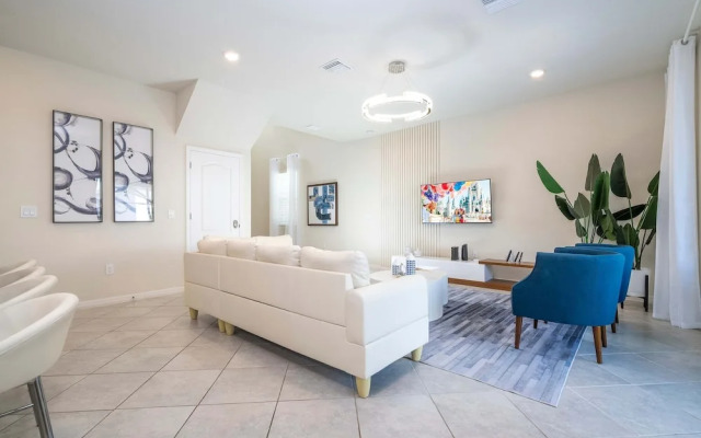 7392 Luxury Family Home 5BD Near Disney