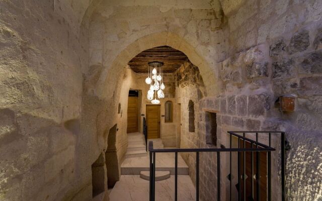 The Niche Cave Hotel