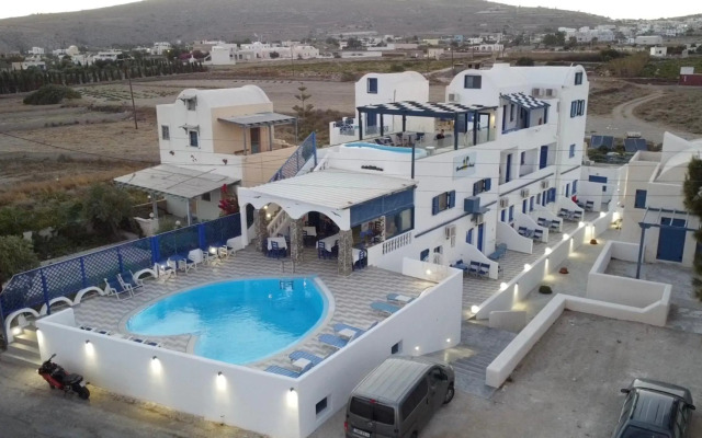 Honeymoon Beach Studios