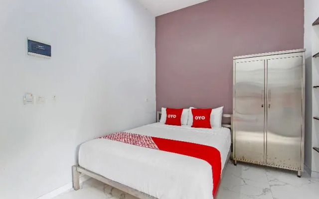 Oyo 91665 D'prof Exclusive Guesthouse