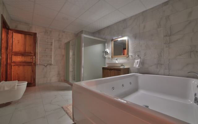 Çakıltaşı Evi Otel Spa