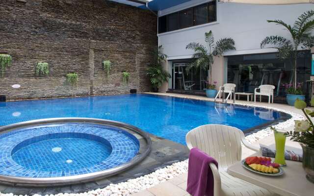 Court Wing Hotel Sukhumvit Bangkok