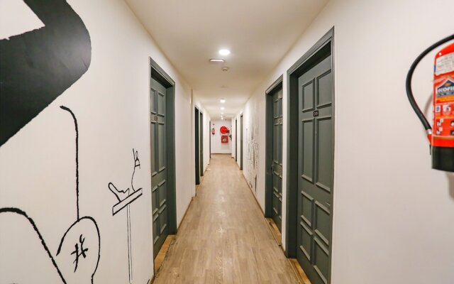 FabHotel Urban Residency