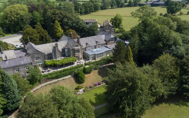 Mitton Hall Country House Hotel