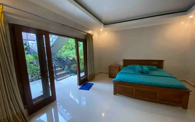 Capital O 93881 Jero House