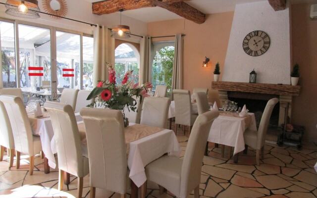 La Petite Auberge