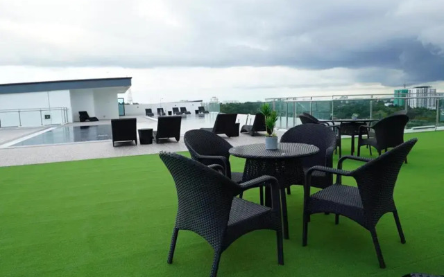 Regatta Suites Kozi Square Kuching