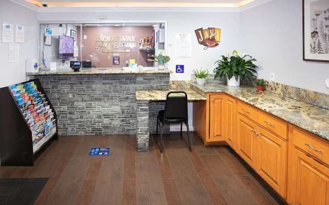 Rodeway Inn & Suites