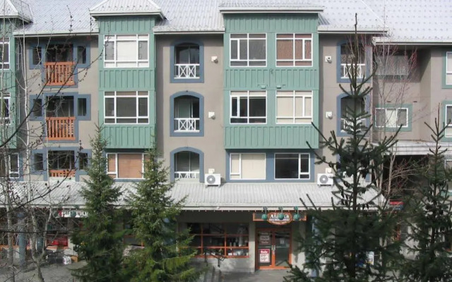 Town Plaza Suites by Golden Dreams