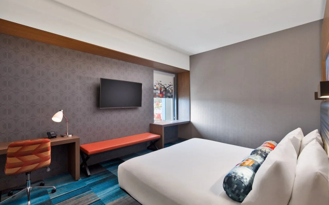 Aloft Seattle Sea-Tac Airport