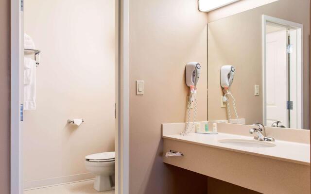 Quality Inn & Suites Quispamsis