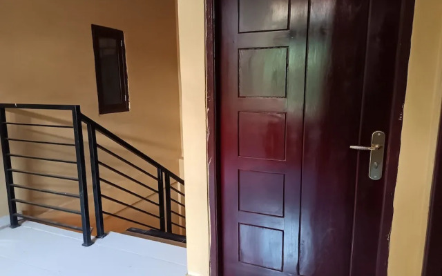 OYO 93664 Homestay Purirano