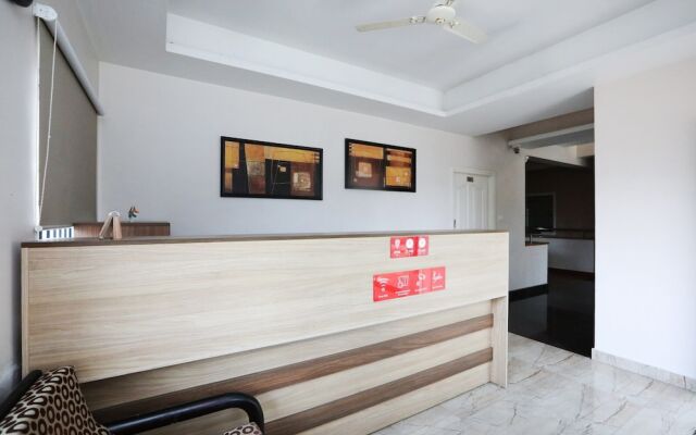 Indra Comforts By OYO Rooms