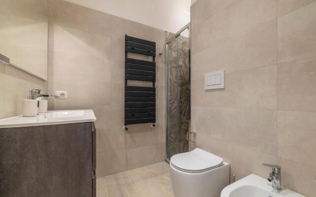 Rione Prati Elegant Apartment With Balcony