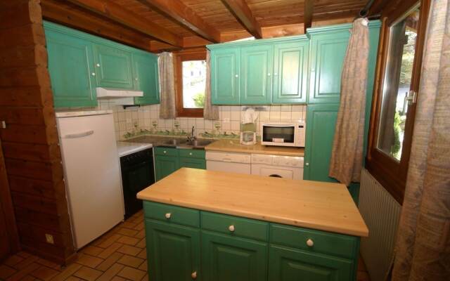 Quaint Chalet in La Bresse with Garden