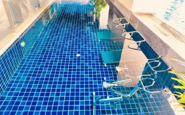 Ramada medini Apartment