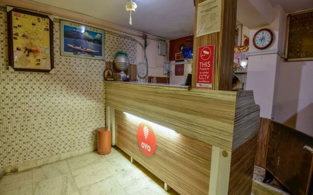 OYO 13553 Palm Residency