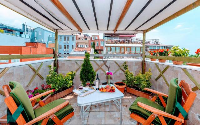 Walnut Shell Hotel