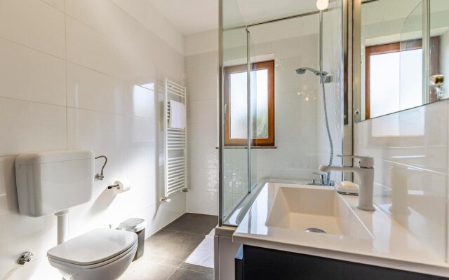 Awesome Apartment in Pula With Wifi and 5 Bedrooms