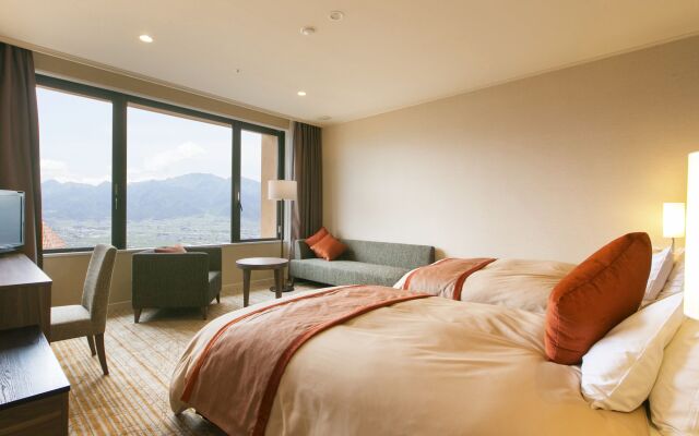 Fruit Park Fujiya Hotel