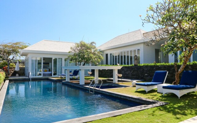 Villa Six Karang Kembar
