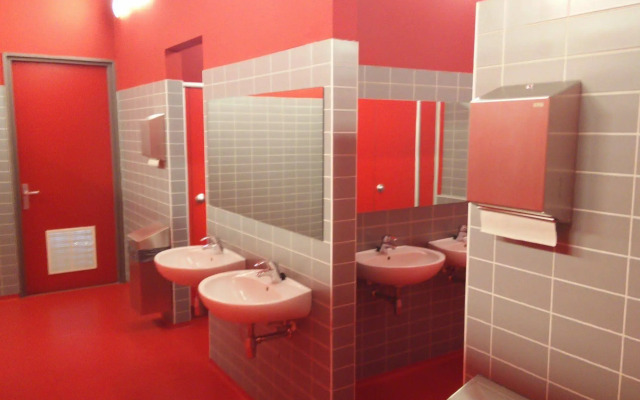 Stayokay Eindhoven - Blue Collar Hostel
