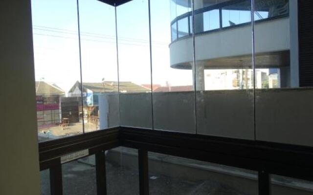 APARTAMENTO BOMBAS avenida principal