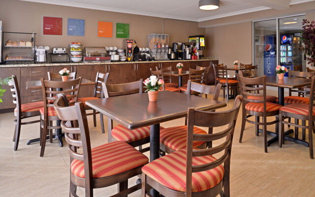 Comfort Inn Brampton