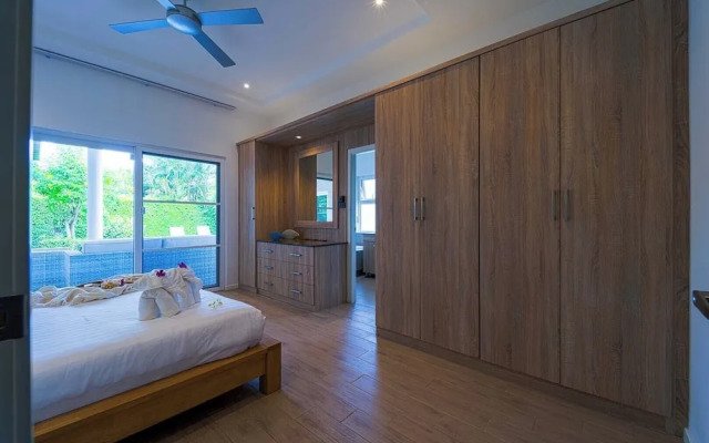 Modern 3 Bedroom Pool Villa - MR54