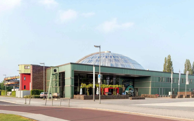 Super 8 by Wyndham Oberhausen am Centro