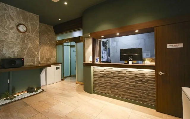 Hotel Feel Green