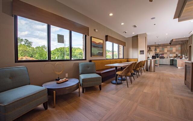 Best Western Plus Apple Valley Lodge Pigeon Forge