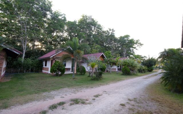 Petch Anda Resort