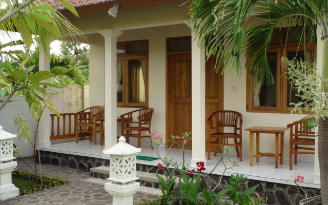 Starlight Hotel Lovina