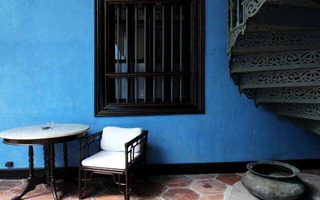 Cheong Fatt Tze - The Blue Mansion