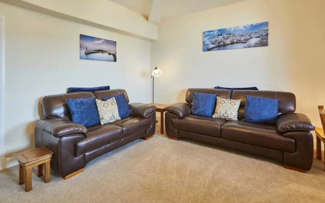 Host Stay The Garret Suite