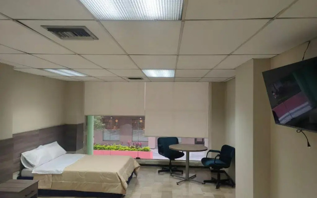 OCEANIk SUITES & HOTEL
