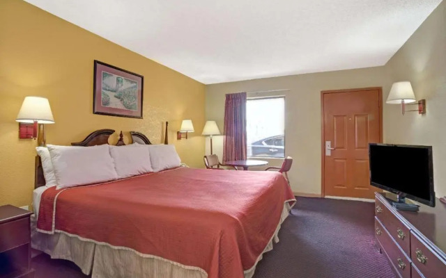 Travelodge Forest Park Atlanta South