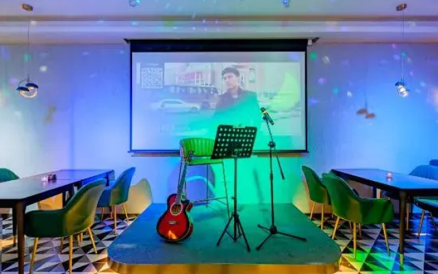 Jinglan·Hua Xi Yi Pin  Hotel