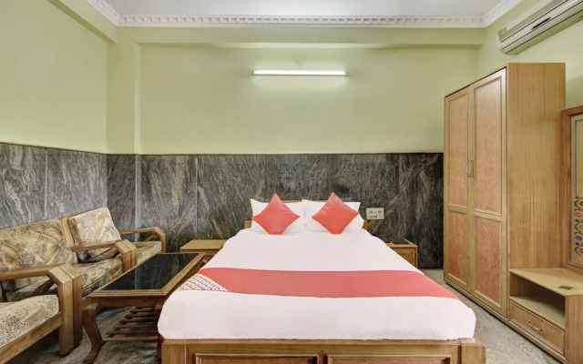OYO 29039 Hotel Jyothi International