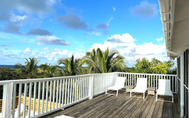 Bahama Mama 5 Bedroom Home